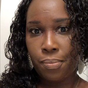 Meet your Posher, Lakeita